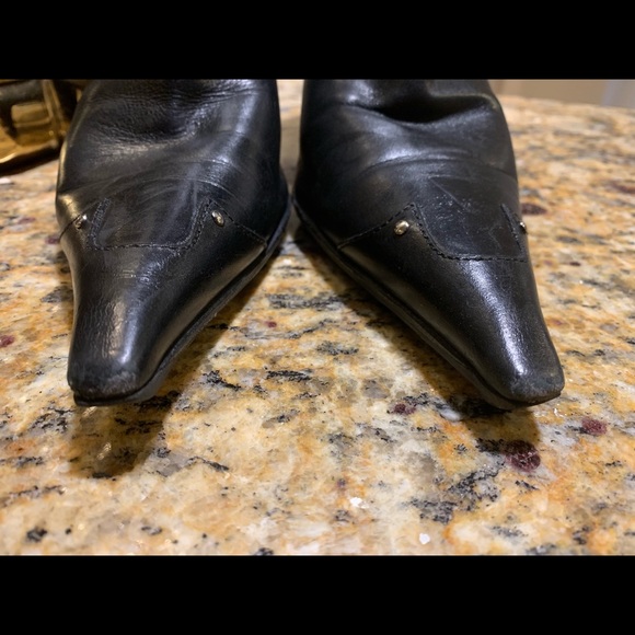 Prada pointed toe ankle bootie - Picture 3 of 8